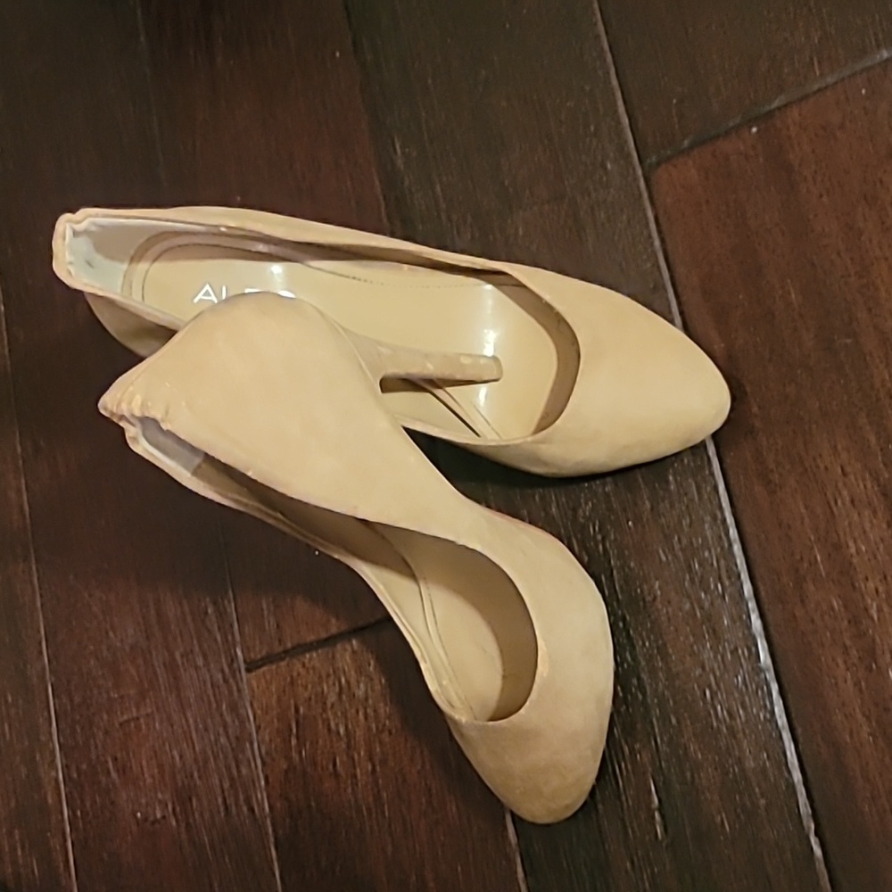 ALDO Nude pumps size 39 Size 8